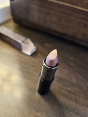 Mary Kay Lipstick - Sheer Blush